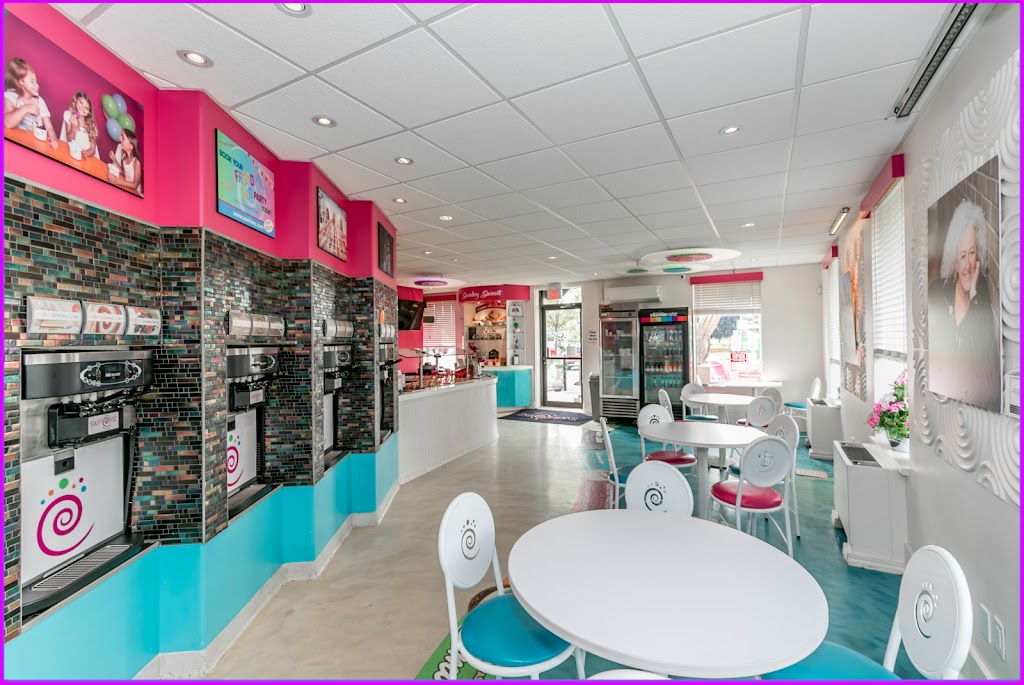 Swirleez | 89 Dunlop St E Unit 101, Barrie, ON L4M 1A7, Canada | Phone: (705) 252-5129