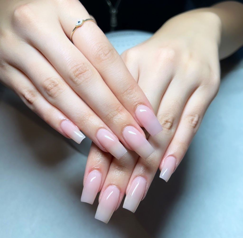 Bonne Soiree Nail Bar | 2516 SE Marine Dr, Vancouver, BC V5S 2H1, Canada | Phone: (778) 238-8412