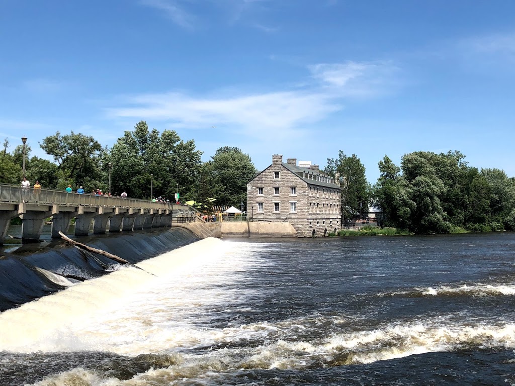 Ile des Moulins | 925 Place Ile des Moulins, Terrebonne, QC J6W 4N7, Canada | Phone: (450) 492-5514
