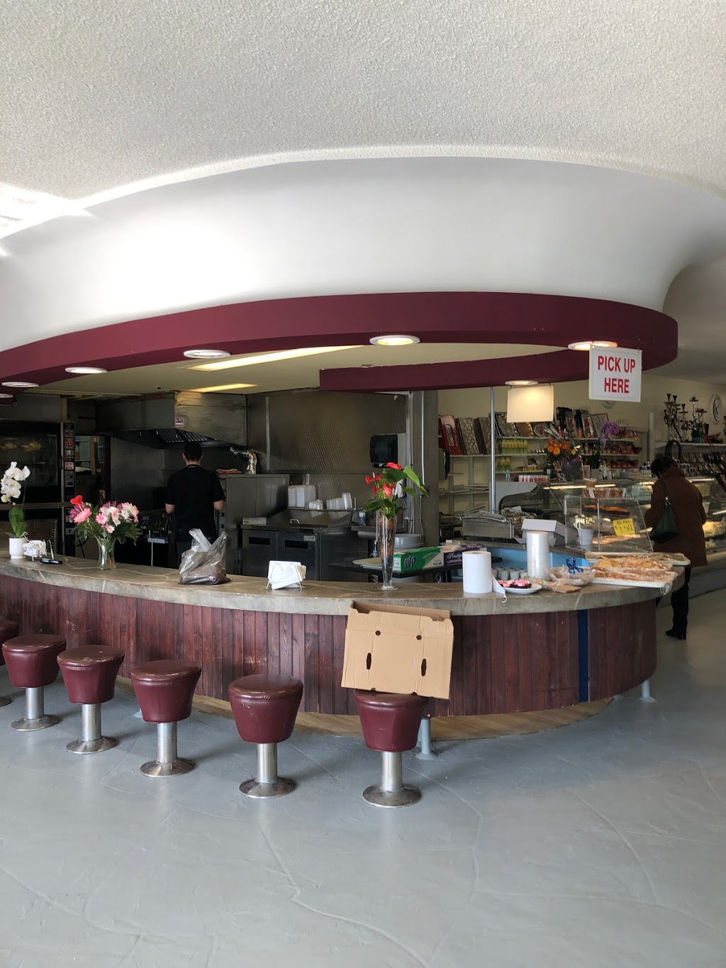 Saltis store | 1095 Fennell Ave E, Hamilton, ON L8T 1S1, Canada | Phone: (289) 639-9000