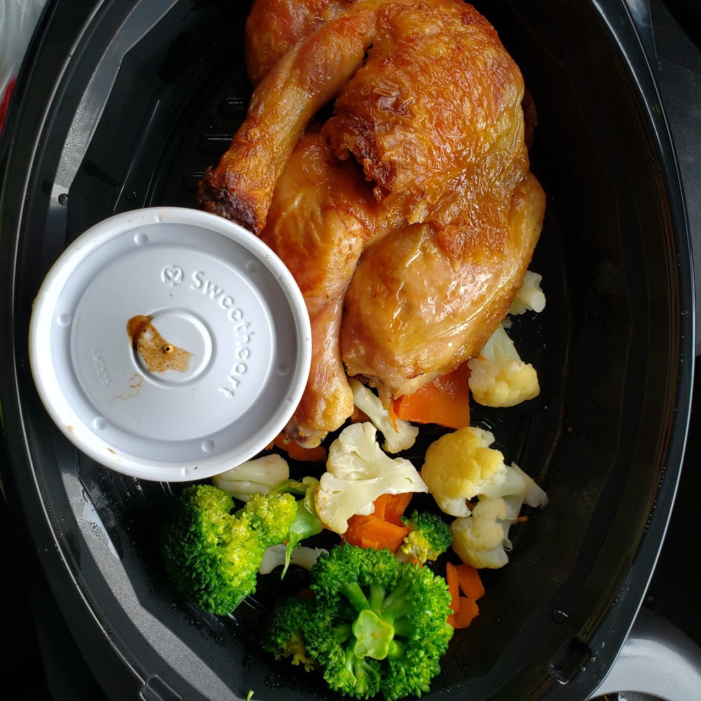Swiss Chalet Rotisserie & Grill | 2975 Eglinton Ave W, Mississauga, ON L5M 6J3, Canada | Phone: (905) 569-8797