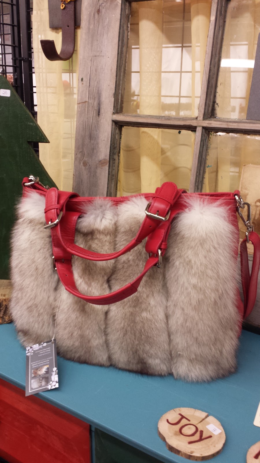 Dollar Import + | 297 Rue Saint-Georges, Windsor, QC J1S 2W7, Canada | Phone: (819) 845-5505