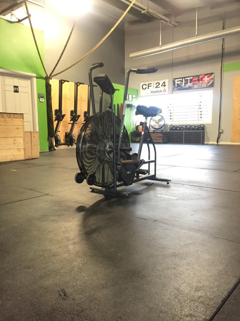 CrossFit Rush | 729 Rue Industrielle, Rockland, ON K4K 1T2, Canada | Phone: (613) 446-9496