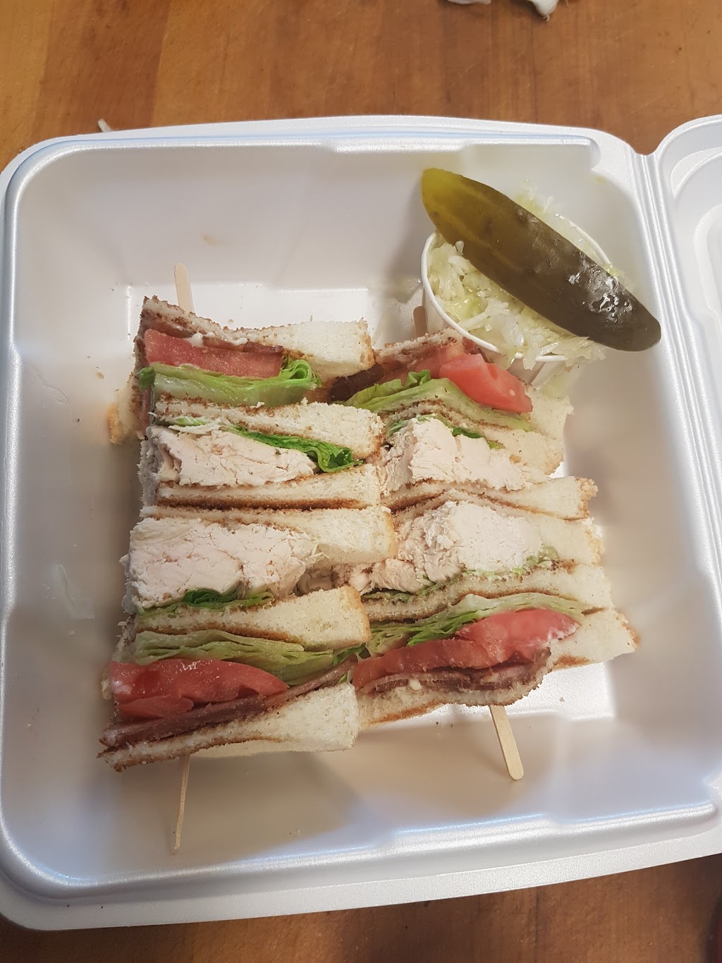 Restaurant Chez Job | 1652, Chemin Gascon, Terrebonne, QC J6X 3A3, Canada | Phone: (450) 416-3316