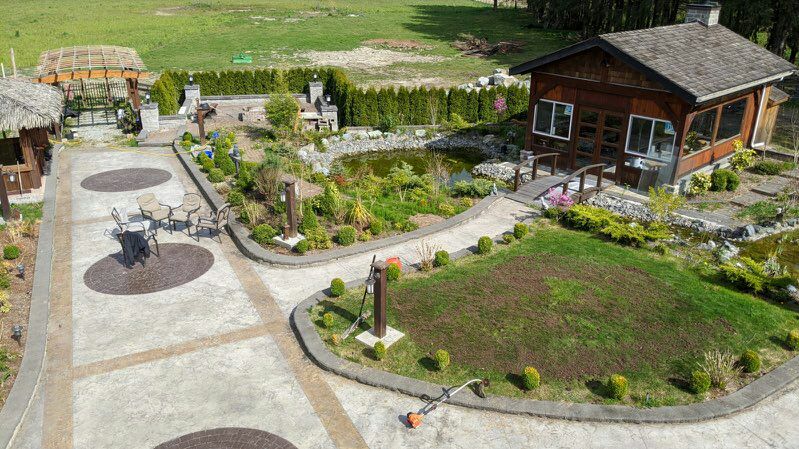 IZ-Group | 15146 Harris Rd, Pitt Meadows, BC V3Y 1Z1, Canada | Phone: (778) 861-3989