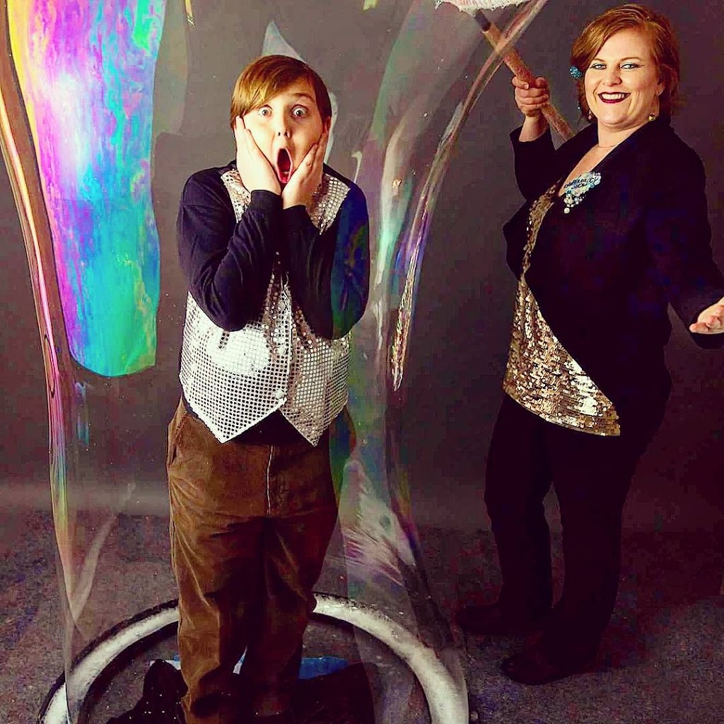 Bubbleology Show with Miss T the Bubble Queen | 127 Tiffany Street, Cambridge, Ontario, N3H 4G5, Cambridge, ON N3H 4G5, Canada | Phone: (226) 201-1596