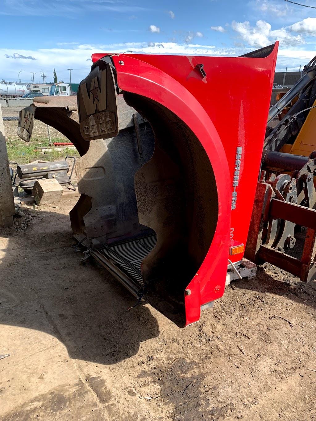Serenity Heavy Duty LTD | 6158 Monro Ave, Summerland, BC V0H 1Z2, Canada | Phone: (250) 328-3220