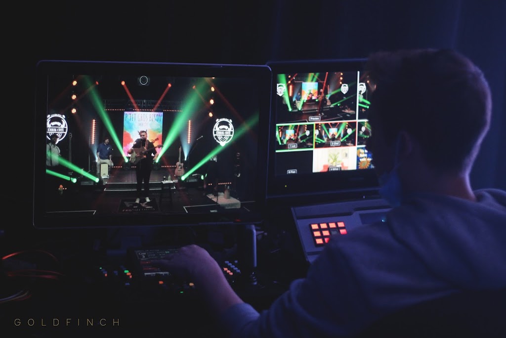 Studio FX | 1440 Rue Hocquart, Saint-Bruno-de-Montarville, QC J3V 6E1, Canada | Phone: (514) 726-8126