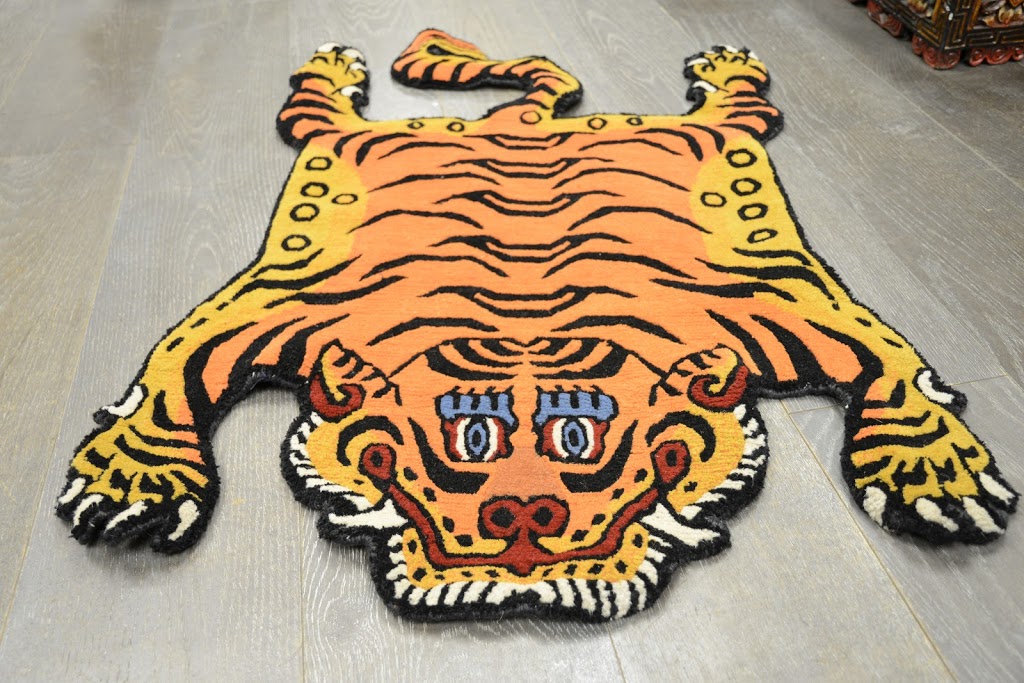 Tibet Shoppe | 700 Danforth Ave, Toronto, ON M4J 1L2, Canada | Phone: (416) 703-8423