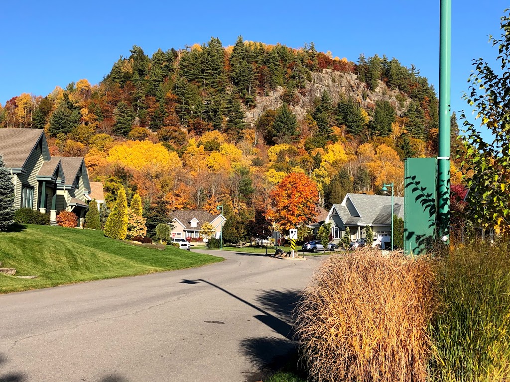 Parc John-H. Molson | Rue Viviane, Saint-Sauveur, QC J0R 1R4, Canada | Phone: (450) 227-2669