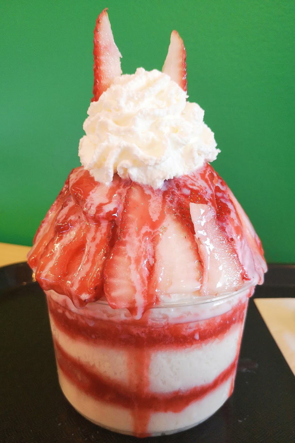 Snowy Village Victoria | 4071 Shelbourne St #2a, Victoria, BC V8N 5Y1, Canada | Phone: (250) 590-2277