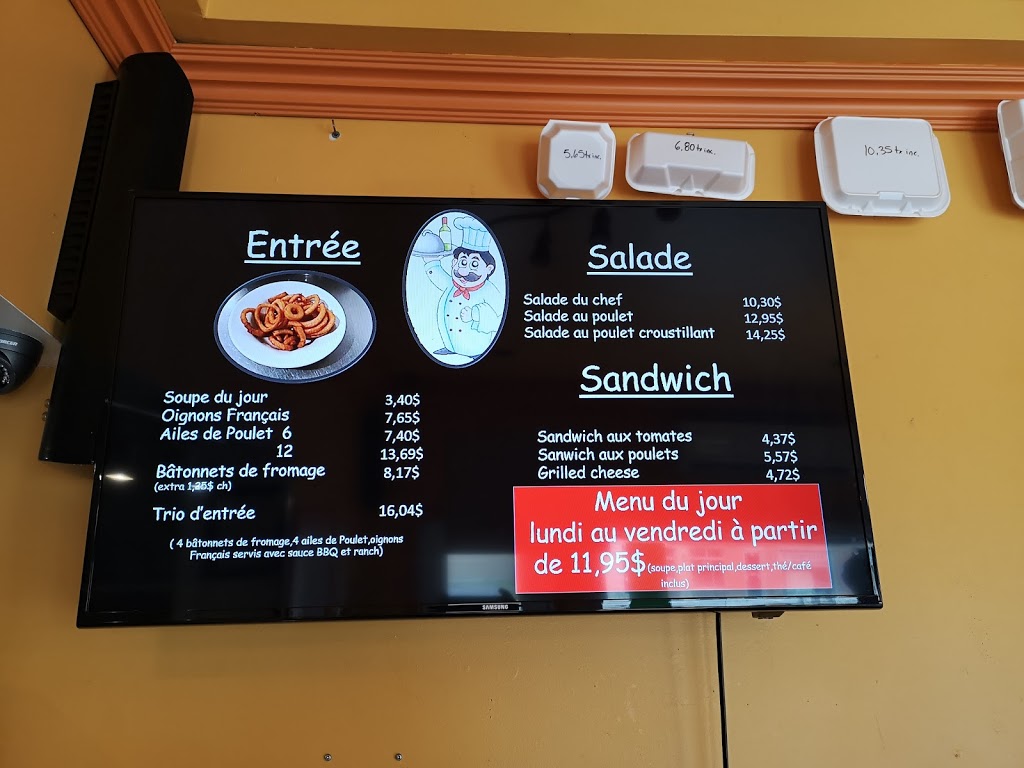 Restaurant Le Ptit Régal | 107 1ere Avenue E, Saint-Martin, QC G0M 1B0, Canada | Phone: (418) 382-5823
