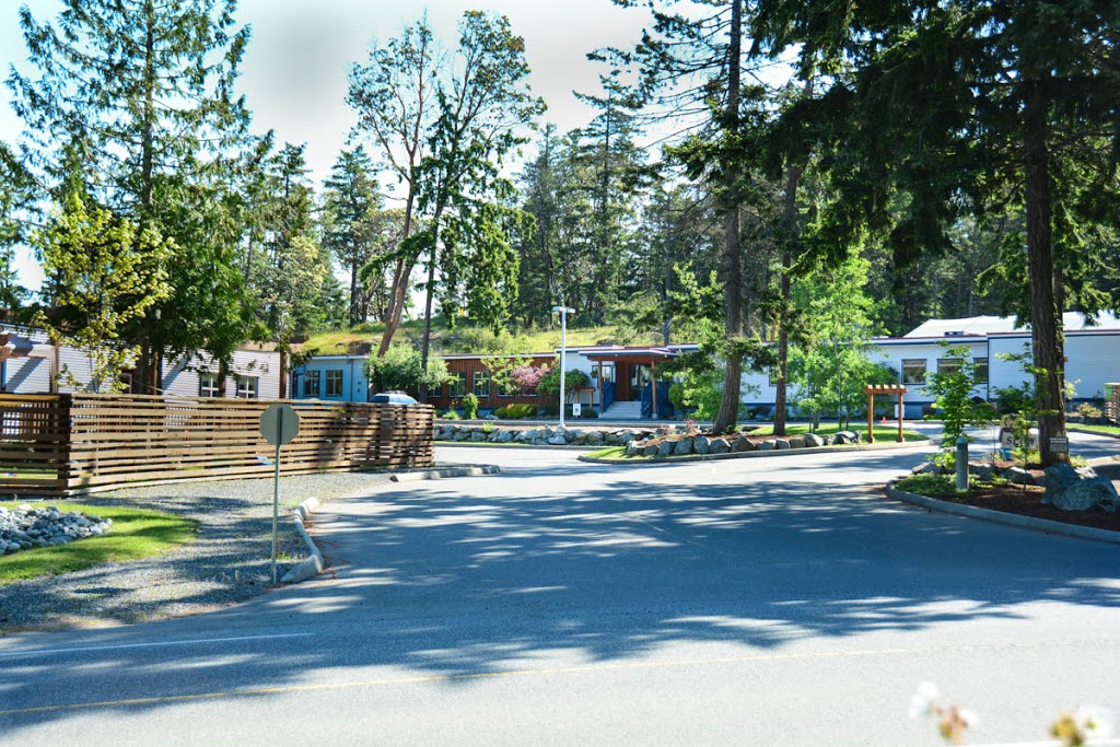 Aspengrove School | 7660 Clark Dr, Lantzville, BC V0R 2H0, Canada | Phone: (250) 390-2201