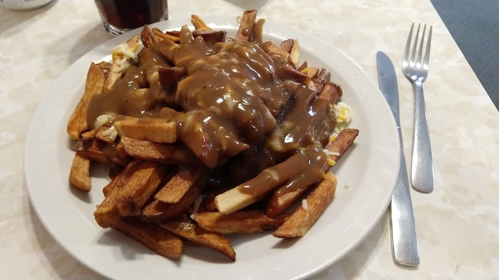 Kakabeka Falls Motor Hotel | 4756 Hwy 11 17, Kakabeka Falls, ON P0T 1W0, Canada | Phone: (807) 473-9211