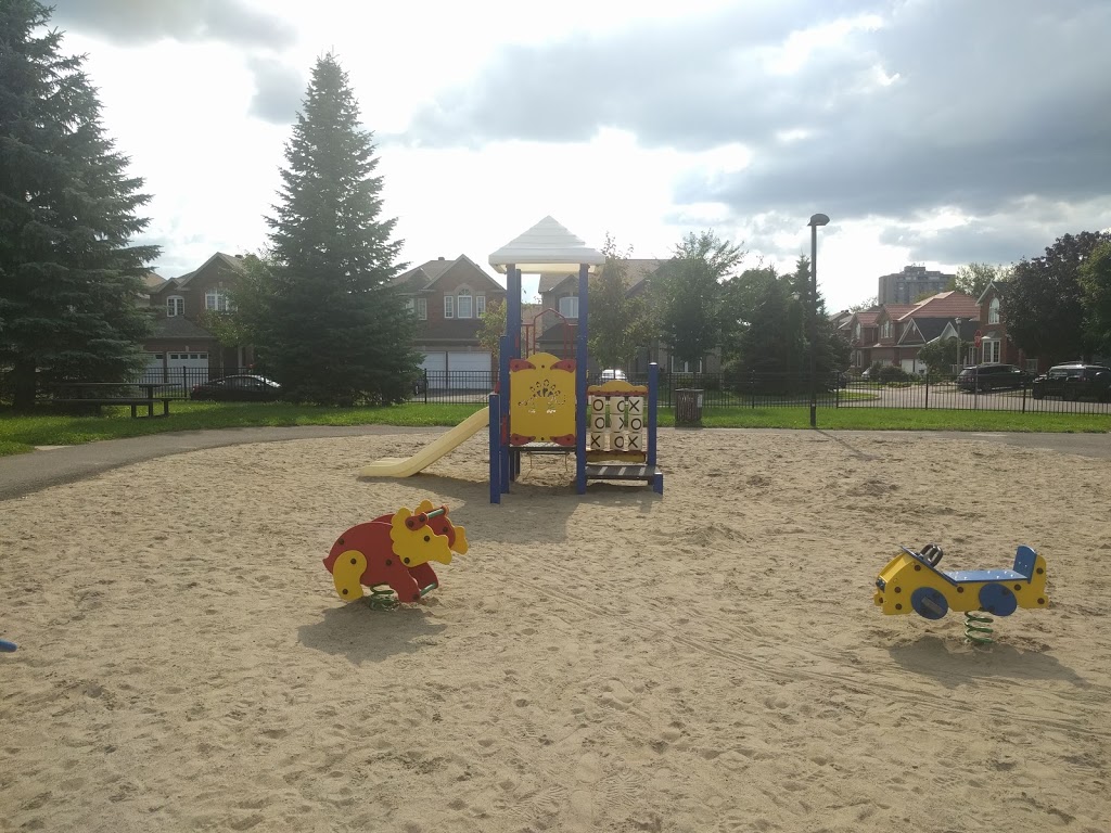 Madison Park | 20 Whitestone Dr, Ottawa, ON K2C 4A7, Canada