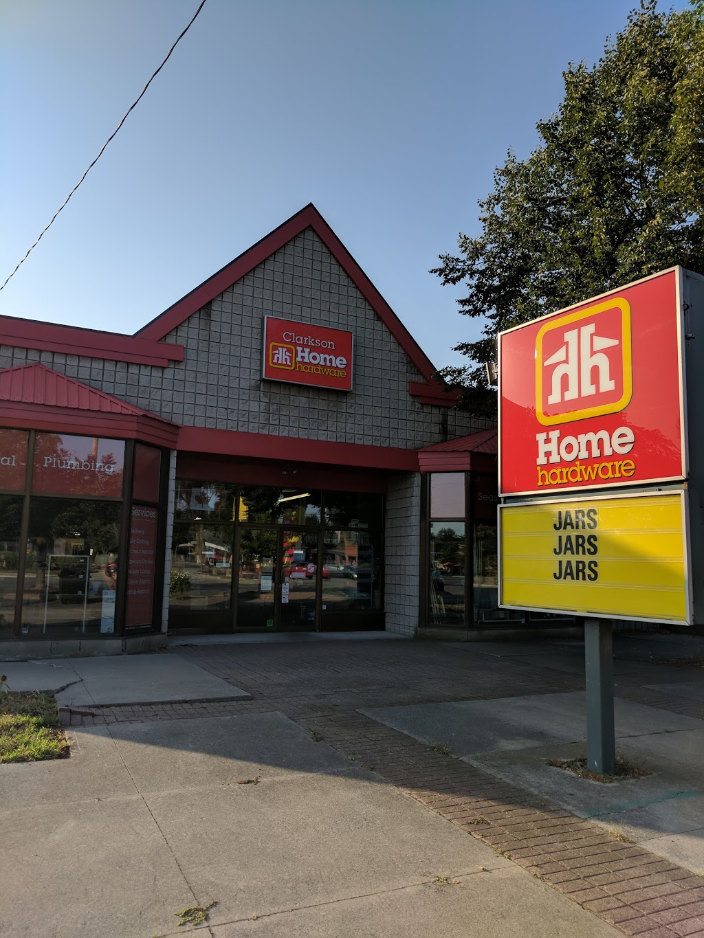 Clarkson Home Hardware | 1814 Lakeshore Rd W, Mississauga, ON L5J 1J7, Canada | Phone: (905) 855-1552