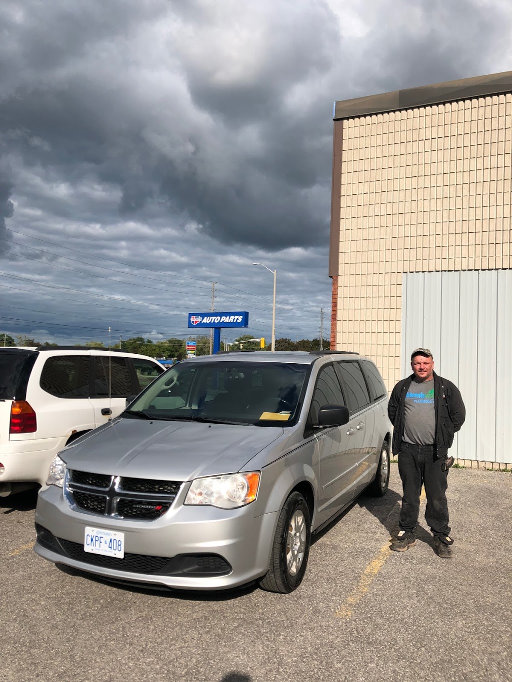 Car Central | 290 Yonge St, Barrie, ON L4N 4C7, Canada | Phone: (705) 503-5000