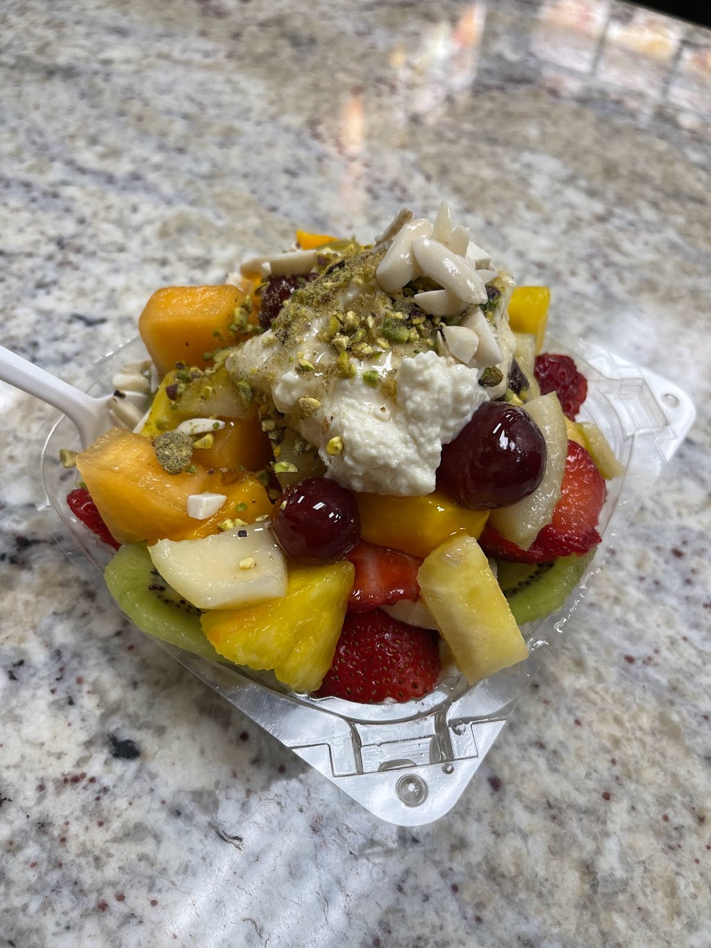 La Bocca Juice | 2446 Bank St, Ottawa, ON K1V 1A4, Canada | Phone: (613) 523-1500