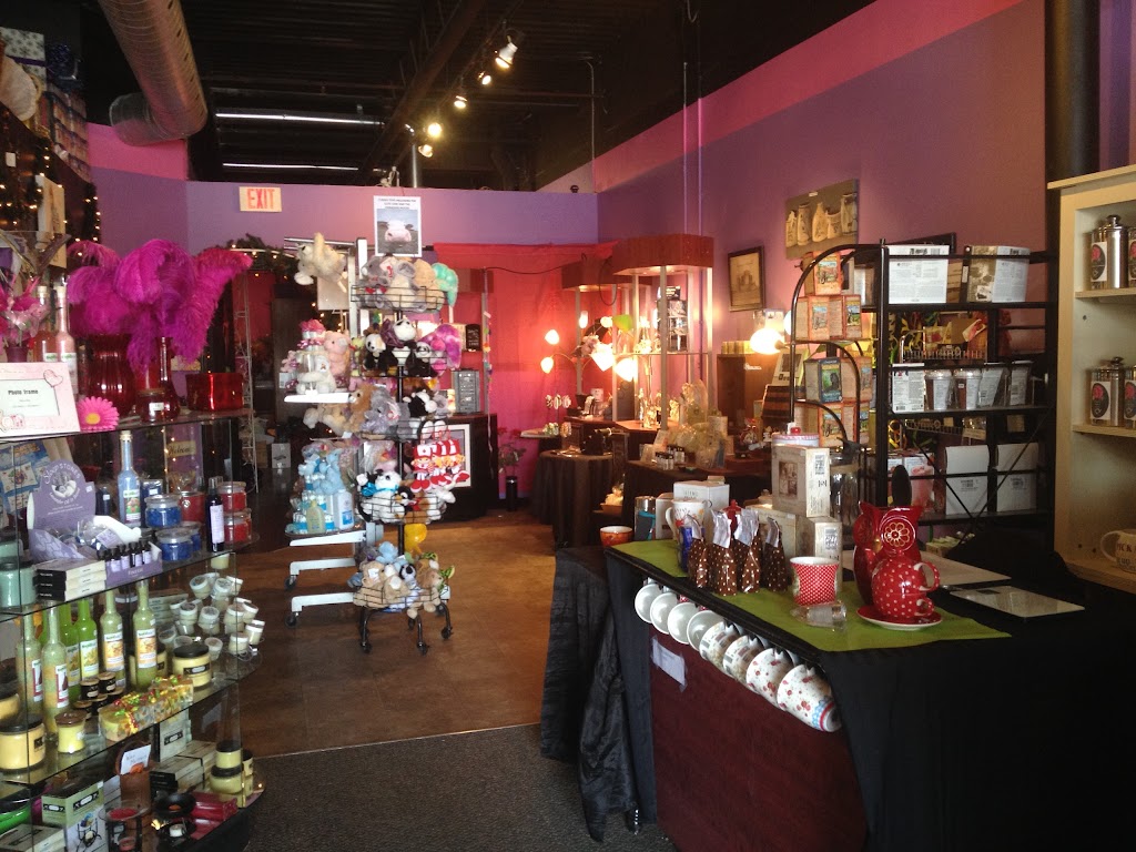 Roma James Gifts | 291 Waverly St S, Oshawa, ON L1J 5V5, Canada | Phone: (289) 404-7411