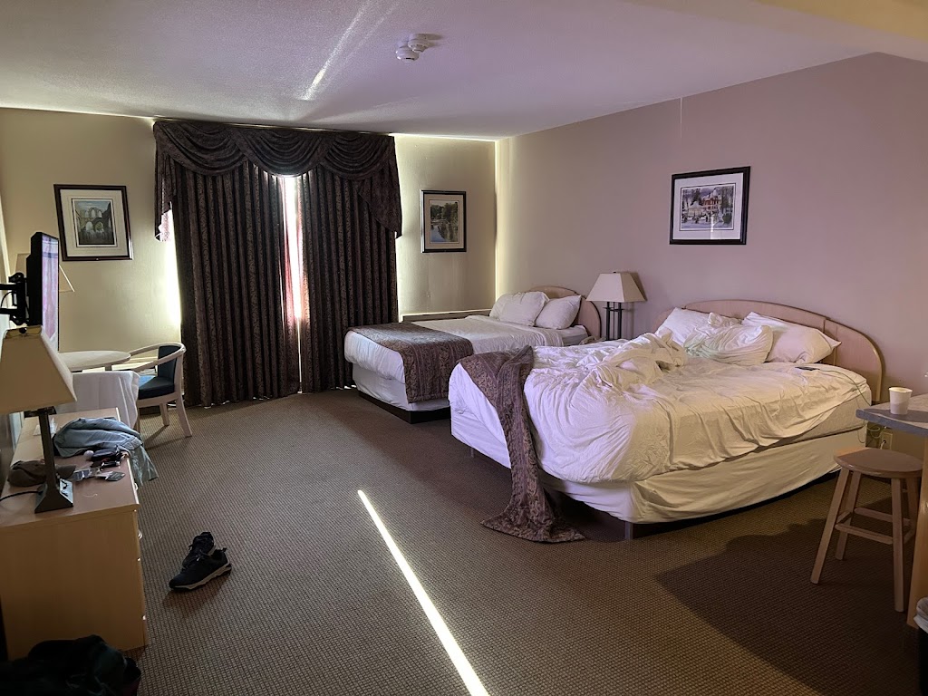 Petawawa River Inn & Suites | 3520 Petawawa Blvd, Petawawa, ON K8H 1W9, Canada | Phone: (613) 687-4686