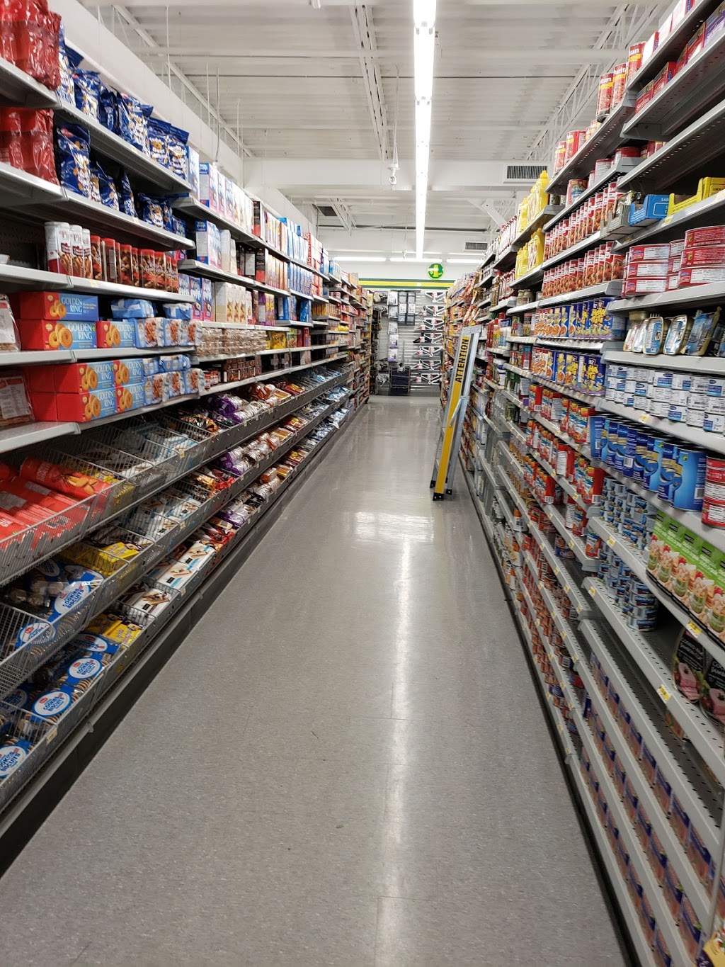 Dollar Tree | 769 Southdale Rd E, London, ON N6E 4A4, Canada | Phone: (519) 691-0555