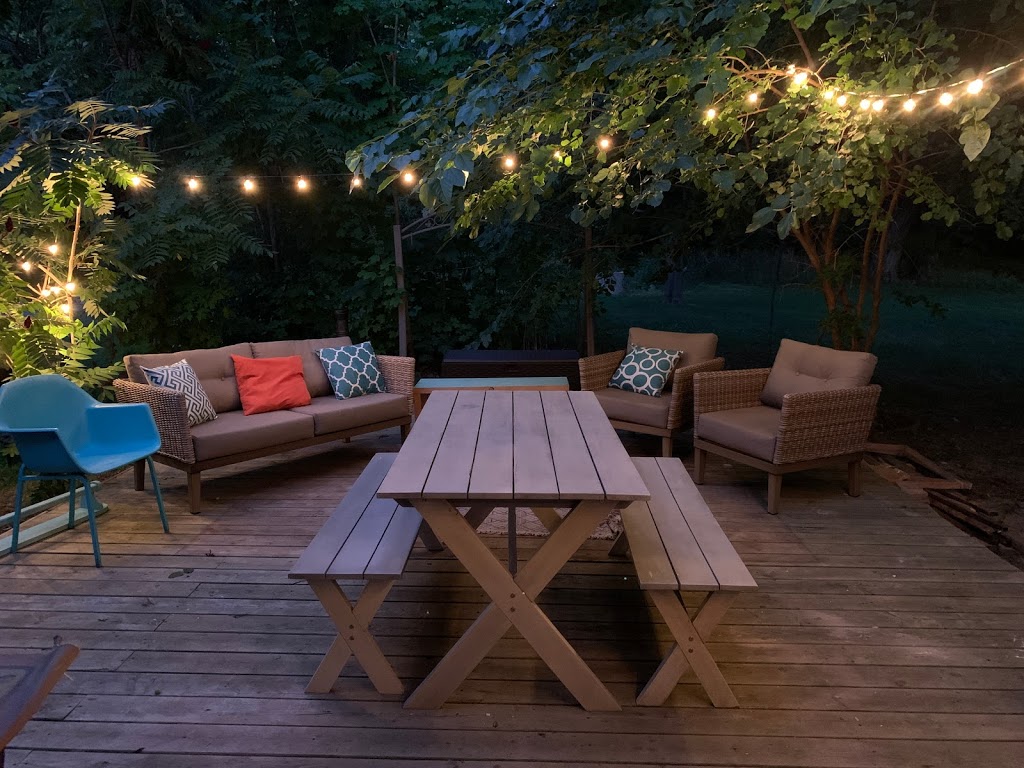 The Starboard Farmhouse | 1635 County Rd 12, Prince Edward, ON K0K 2T0, Canada | Phone: (416) 476-5181