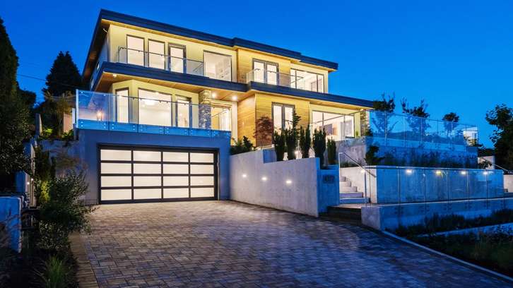 Kaz Hassan Personal Real Estate Corporation | 11925 80 Ave, Delta, BC V4C 1Y1, Canada | Phone: (778) 863-4080