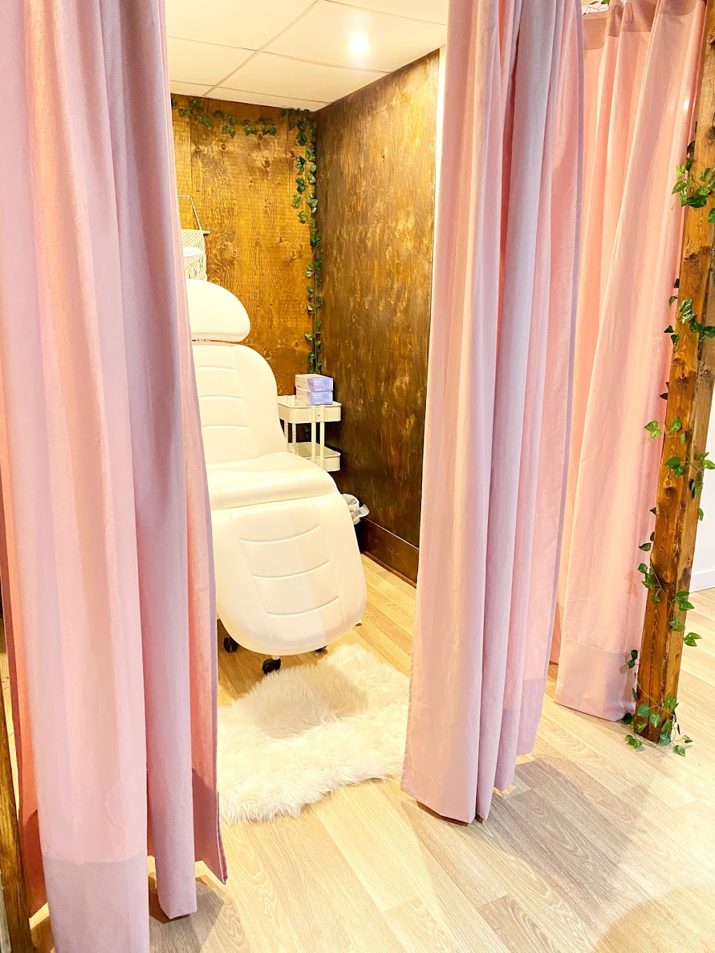 Gypsy Esthetique | 2400 Av de lEsplanade #203, Mascouche, QC J7K 3B4, Canada | Phone: (514) 475-1922