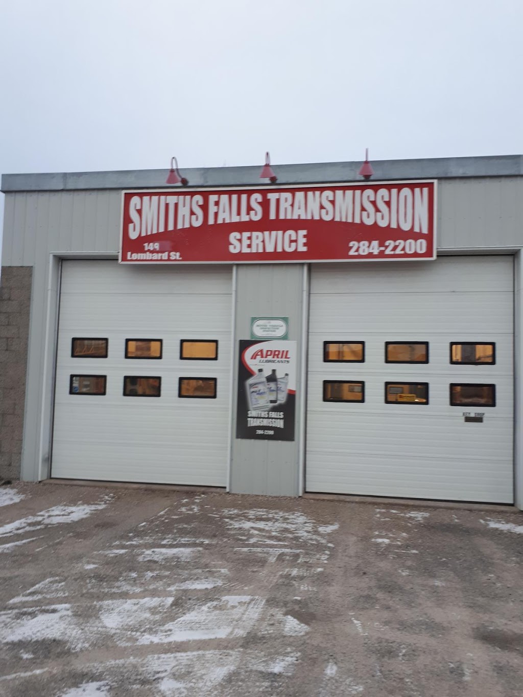 Smiths Falls Transmission Service | 149 Lombard St, Smiths Falls, ON K7A 5B8, Canada | Phone: (613) 284-2200