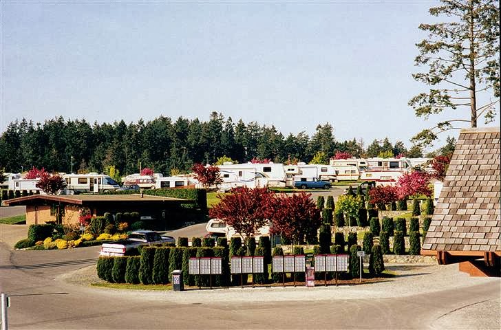 Fort Victoria RV Park | 129 Burnett Rd, Victoria, BC V9B 4P6, Canada | Phone: (250) 479-8112