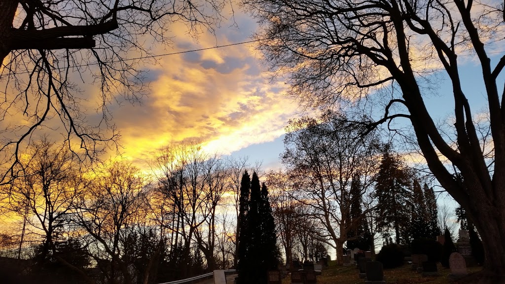 Newmarket Cemetery | 112 Main St N, Newmarket, ON L3Y 4A1, Canada | Phone: (905) 836-5133