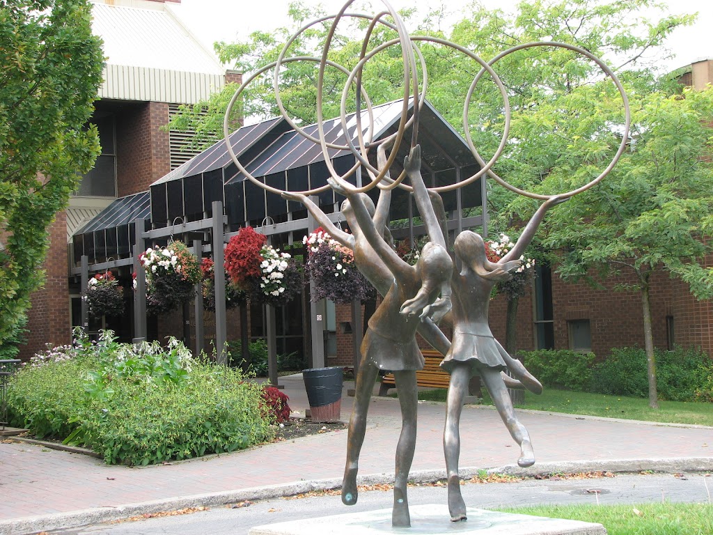 Côte Saint-Luc City Hall | 5801 Boul Cavendish, Côte Saint-Luc, QC H4W 3C3, Canada | Phone: (514) 485-6800