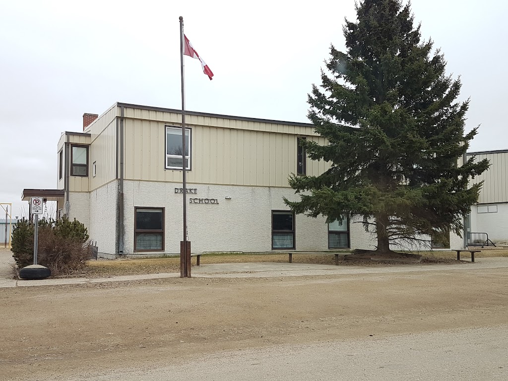 Drake School | school | 330 Saskatchewan Ave, Drake, SK S0K 1H0, Canada | 3063632142 OR +1 306-363-2142