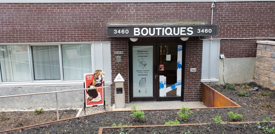 Immanuel Dry Cleaners / Nettoyeur Immanuel | 3460 Drummond Le Parc Building, Montreal, QC H3G 1Y2, Canada | Phone: (438) 384-6303