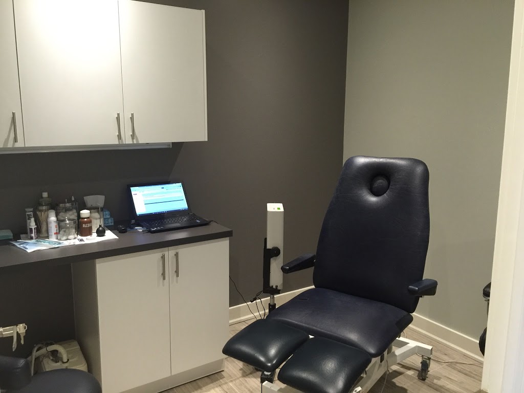 North York Foot Clinic | 5893 Leslie St #11, North York, ON M2H 1J8, Canada | Phone: (416) 493-8144