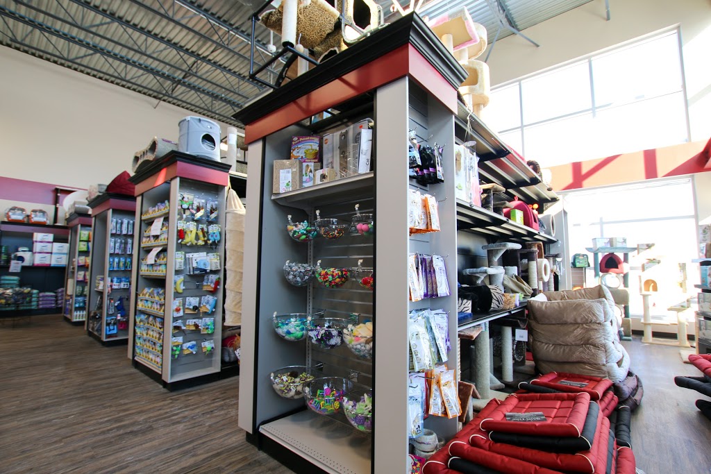 Global Pet Foods | 3232 Route Harwood, Vaudreuil-Dorion, QC J7V 8P2, Canada | Phone: (450) 202-2262