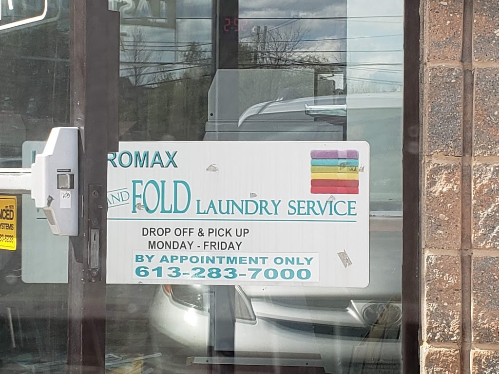 Laundromax | 95 Dufferin St, Perth, ON K7H 3A5, Canada