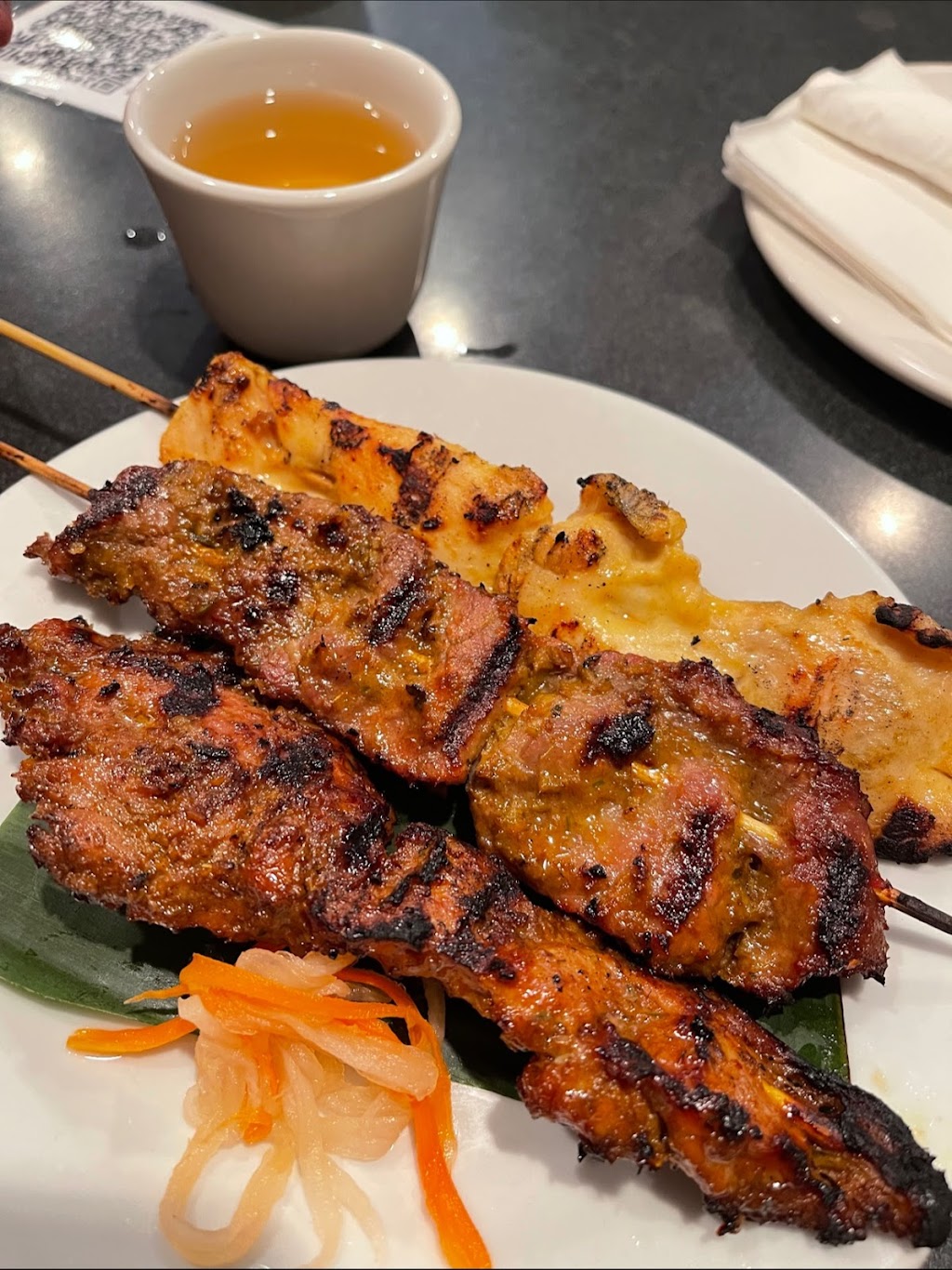 Bamboo Hut Southeast Asian Cuisine | 5052 46 St, Sylvan Lake, AB T4S 1C3, Canada | Phone: (403) 864-2488