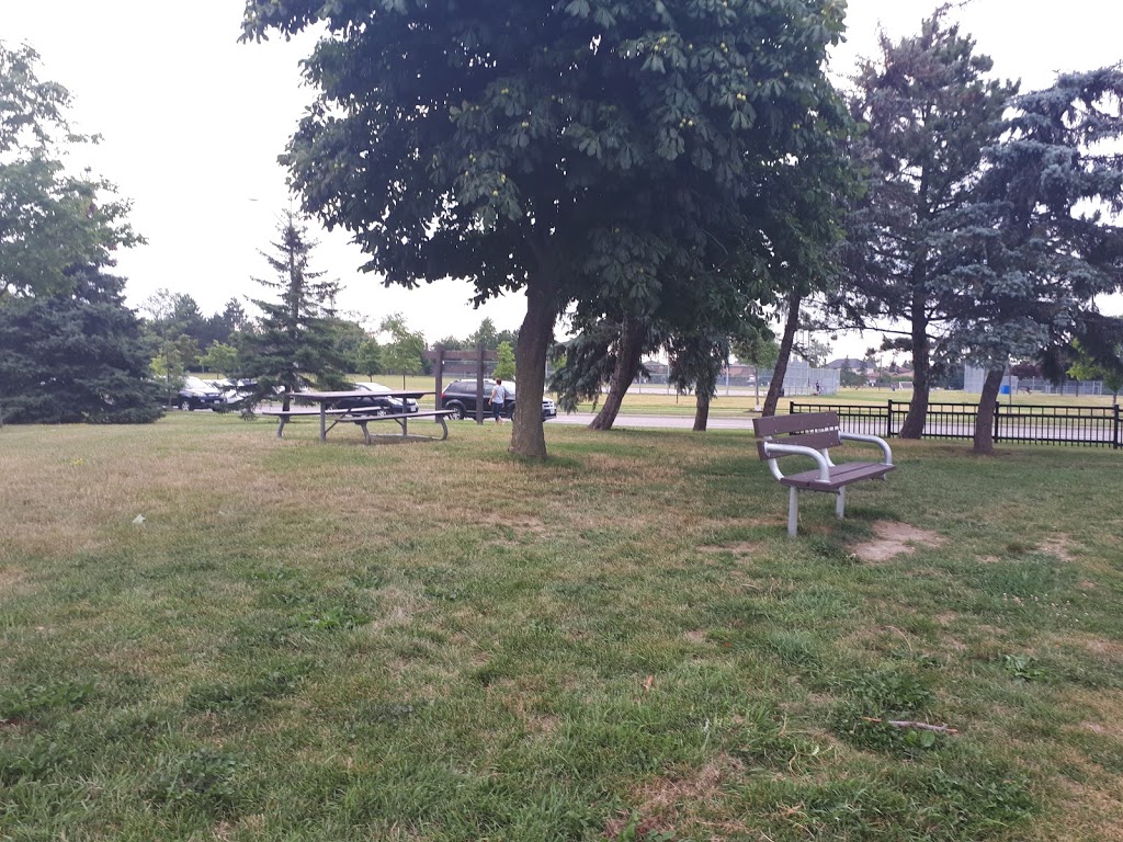 Rayfield Park | 530 Rathburn Rd E, Mississauga, ON L4Z 1E4, Canada