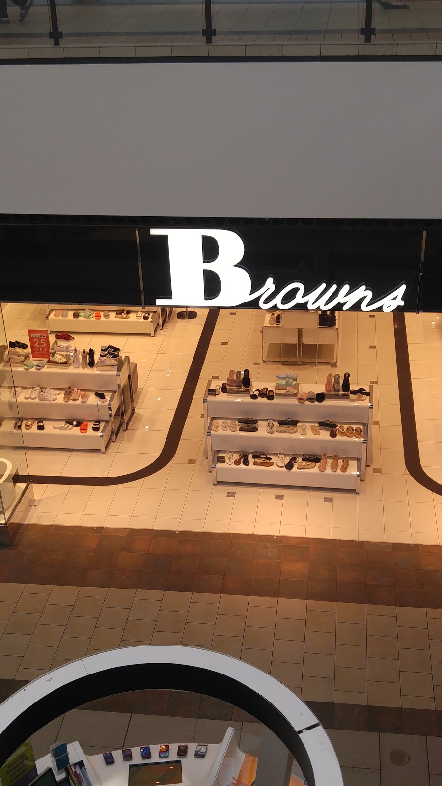 Browns | 999 Upper Wentworth St, Hamilton, ON L9A 4X5, Canada | Phone: (905) 385-6016