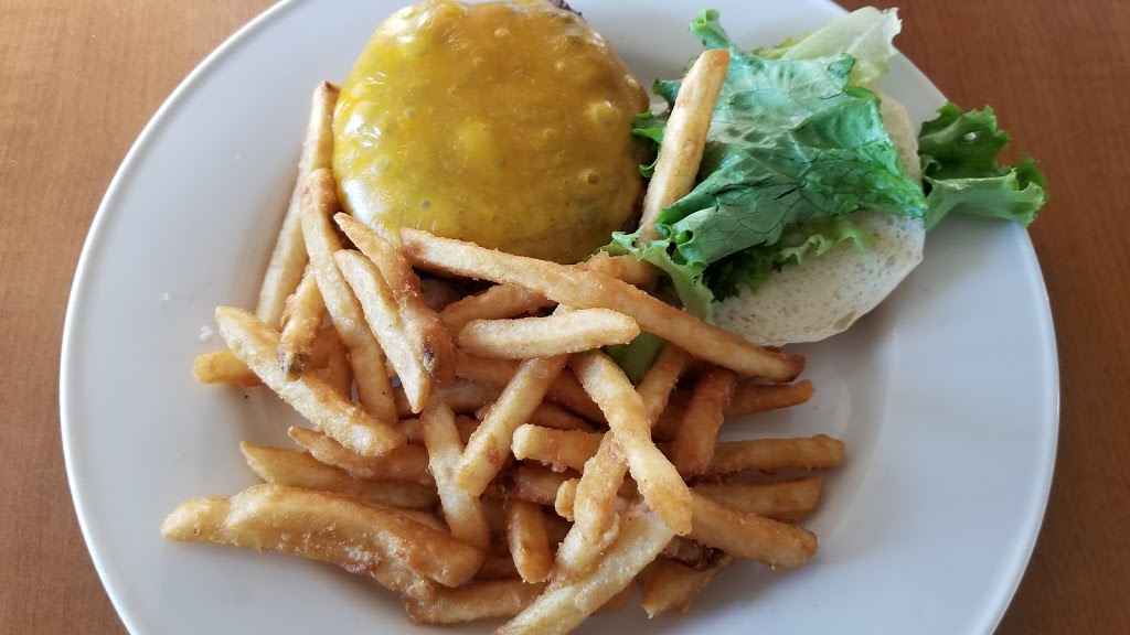 Charlies Boat Yard | 1111 Fuhrmann Boulevard, Buffalo, NY 14203, USA | Phone: (716) 828-1600