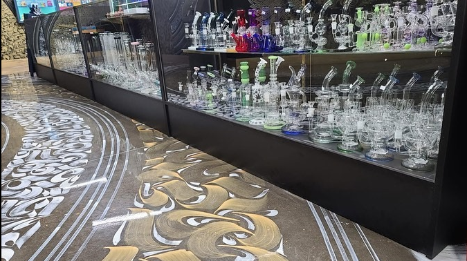 Hypnotic 420 Bong & Vape | 12721 50 St NW, Edmonton, AB T5A 4L8, Canada | Phone: (780) 406-6614