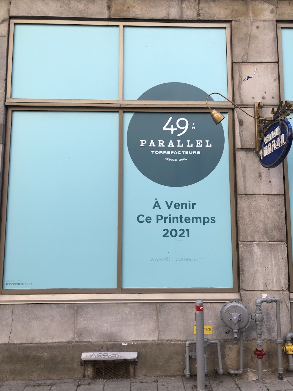 49th Parallel Cafe | 488 Rue McGill, Montréal, QC H2Y 2H2, Canada | Phone: (514) 788-5130