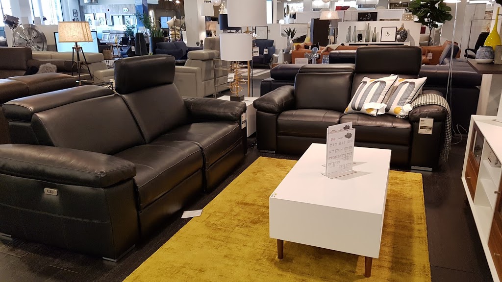 Signature Maurice Tanguay | 2450 Boulevard Laurier, Québec, QC G1V 2L1, Canada | Phone: (800) 826-4829