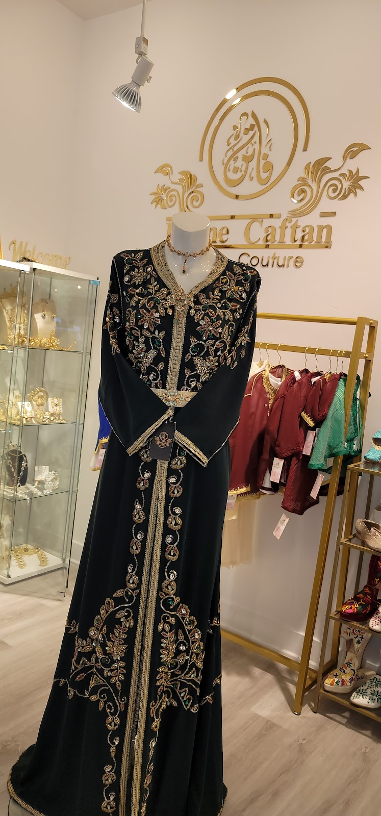 Fatine Caftan Montreal Inc - 348 Bd Cartier O, Laval, QC H7N 2J7, Canada