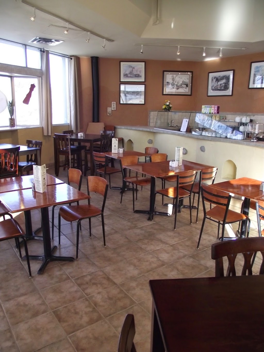 Wentworths Eatery,Cafe & Catering (C andT Catering) | 72 Ross St #1, Barrie, ON L4N 1G3, Canada | Phone: (705) 503-3287