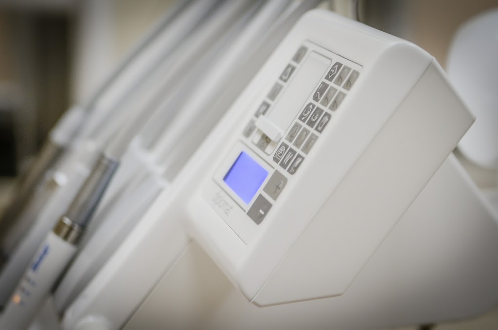Dr Lara Nader | 41 Blvd. Samson, Laval, QC H7X 3R8, Canada | Phone: (450) 689-0060