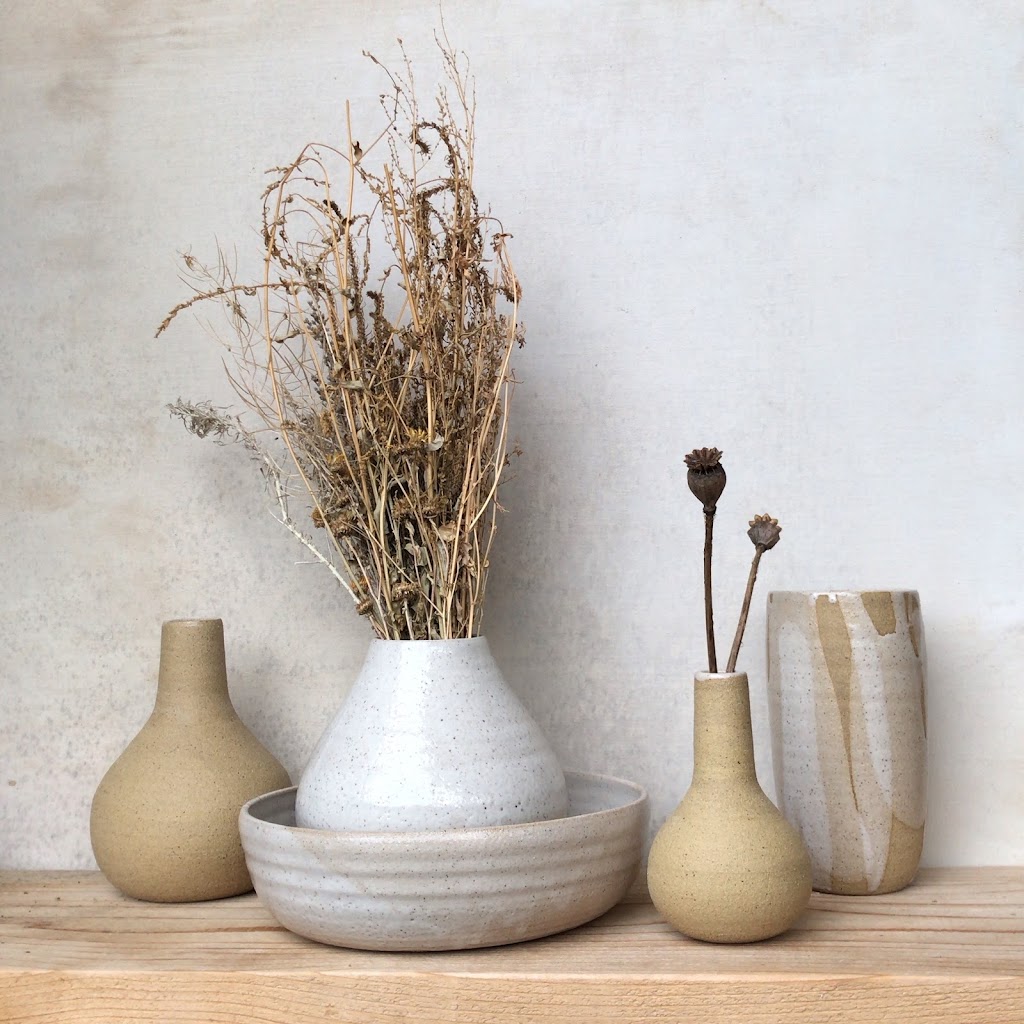 Beth Hawthorn Ceramics | 1551 Lockyer Rd, Roberts Creek, BC V0N 2W1, Canada | Phone: (778) 893-8304