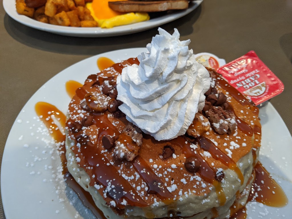 Angels Restaurant - Family Restaurant Kitchener | 751 Victoria St S, Kitchener, ON N2M 5N4, Canada | Phone: (519) 581-1158