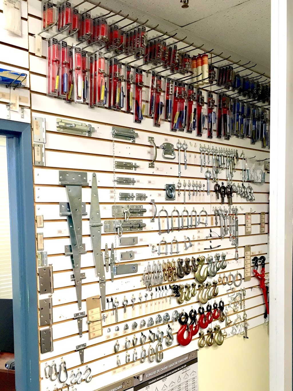 Les Attaches Richard | 1409 Rue Bergar, Laval, QC H7L 4Z7, Canada | Phone: (450) 975-4554
